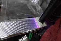 RCオデッセイのテールランプシーケンシャル加工 最近のお気に入りは「紫外線硬化樹脂」による接着です。接着剤が30秒の紫外線で硬化します。