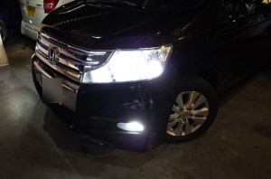 ステップワゴンの全LEDカスタム施工