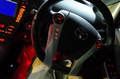 30プリウスのエアコンパネル&スイッチ打ち替え(AUDI風レッド)と走行中TV視聴 赤色、なんかいいですね!!