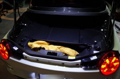 コペン セロ S のLEDカスタム施工 これで荷物の出し入れも大変便利です。