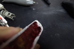  原因はこのネジで固定する部分の腐食・穴あきです。 