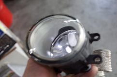 bBのLEDカスタムチューニング施工 ユニットを外してコンパウンドで磨き上げました。