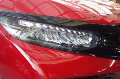  ヘッドライトは完全LED化されていますね～。もうHondaのヘッドライトは何もしなくてもかっこいい！ 