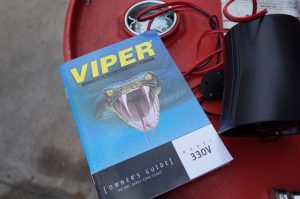 ハイエース200系4型のキーレス連動セキュリティー「Viper330V」インストール