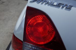 １８型クラウンのテールランプ修理２連発（４灯化）