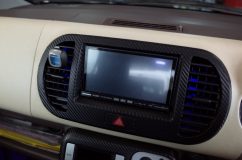 Mocoのアクリル制作日産エンブレム交換とダクトイルミ追加 同じように5mm砲弾LEDを1個、光源が見えない位置に配置する
