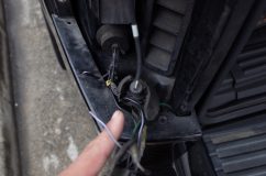リンカーンナビゲーターのウィンカーハイフラ対策とヒッチメンバー配線キットの取付 すでにお客様にて仕様改善自体は終わってましたが、ハイフラ対策だけが未施工でした。