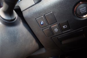 ３０後期アルファードのキーレス連動型セキュリティの取付（Viper330）