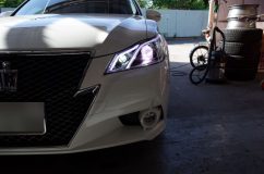210クラウンアスリートのヘッドライト加工(ダブルアイライン&シーケンシャルウィンカー) 昼間でもこのインパクトが実現できました。