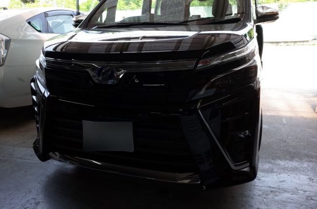 80VOXYのフットランプイルミ施工 80VOXYのフットランプイルミ施工
