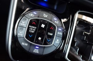 80VOXYのエアコンパネル他スイッチ類のLED打ち替え