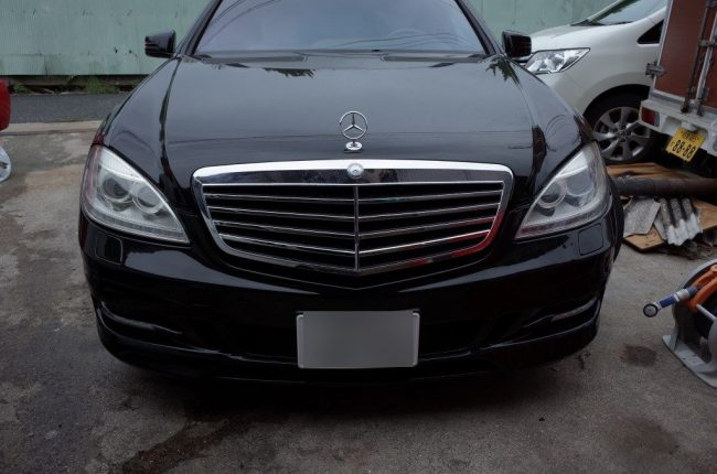 W221メルセデス・ベンツのフロントウィンカー修理 W221メルセデス・ベンツのフロントウィンカー修理
