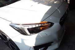 インプレッサの簡単シーケンシャルウィンカー施工 ただし直射日光を受けると流石に見えないため、純正ウィンカーは必須ですね。