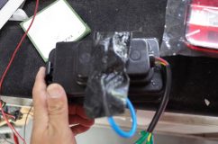 軽トラック(ステラ5製)のカスタムテール加工 コントローラーは内蔵したかったのですが、スペース的に厳しかったので外付けになりました。