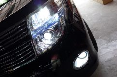 E51 エルグランドのパネル類LED打ち換え他 ヘッドライト周りを白にするだけでパリッとしますね。