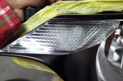 エスティマのヘッドライト加工(ウィンカーLED) 無点灯時の見た目も悪くありません。
