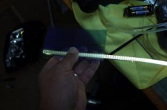 衝撃!!タントのヘッドライトアイライン黄ばみ発生!!! 直接導光チューブにフィルムを貼ってみても、結局改善しませんでした。おそらく事故修理などで左右のヘッドライトの経年数が異なるのでしょう。ヘッドライトのレンズは黄変に気をつけていましたが、まさか内部のプラスチックまで黄変するとは驚きでした。肉眼では全く問題ないのですが、興味深い課題です。