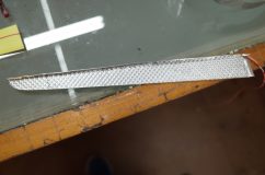 インプレッサのテールランプ加工(ゲート側スモール) ダイヤモンドカットのアクリルにLEDを仕込んで、側面から挿入します。
