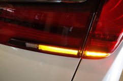 30後期型のヘッドライト&テールランプシーケンシャル加工 テールもゲート側はLEDチップ1個で光らせていたので、3Wチップを7個インストールしてシーケンシャル化。
