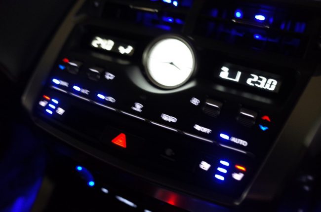 ★レクサス NX300h バージョンL 後期★エアコンスイッチパネル 時計 NX300h F Sportsのエアコンパネル他LED打ち替えとエアコン吹出口LED