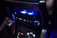 NX300h F Sportsのエアコンパネル他LED打ち替えとエアコン吹出口LED埋め込み 小物入れにも2個追加しました。
