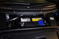 Porche ケイマンのヘッドライト&テールランプ交換 電源はエーモンのエンジン連動ユニットを使用します。