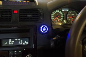 VOLVO C70のプッシュスタートエンジンスタート加工