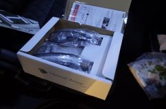 30後期アルファードのシーケンシャルミラーウィンカー取り付け 使用商品はVertical Arrow。こちらはウィンカーがシーケンシャル点灯で、スモール点灯時は白色が強烈に発光します。スイッチでノーマル状態に戻すことが可能です。