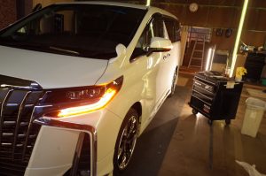 30後期アルファードのシーケンシャルミラーウィンカー取り付け