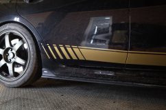 レヴォーグのサイドデカールステッカー取り付け バランスも悪くないと思います。