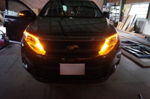 ハリアーのヘッドライト流れるシーケンシャルウィンカー施工