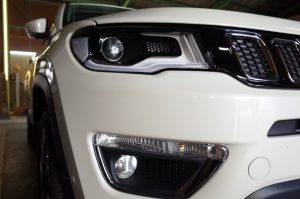 JEEPコンパスのデイライト＆フォグランプLED化