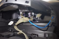  メーター裏のコンピューターに全ての情報を取り出すことが可能です。 