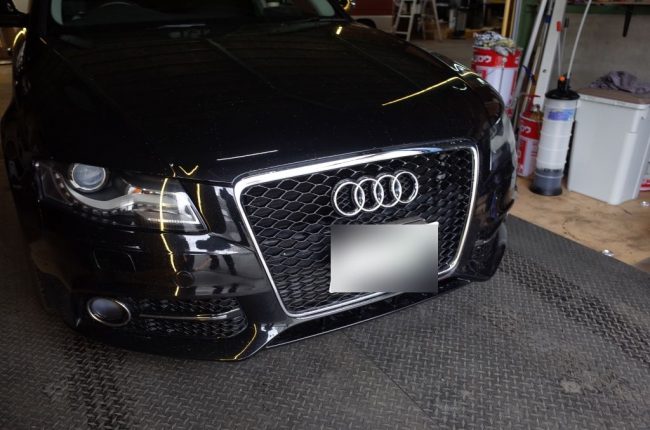 AUDI A4 のテールランプ修理 AUDI A4 のテールランプ修理