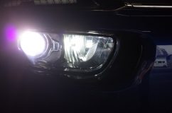 シトロエン C3のフォグランプLED交換作業とハイビームLED化 ハイビームはH7バルブでした。裏面にカバーがあるので長時間の連続点灯はNGですが、普段あまり使わないハイビームなので大丈夫でしょう。道交法上はハイビーム=走行灯ですが、その点は念頭に置いています。