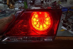 ２１０前期クラウンアスリートのテール４灯化加工～