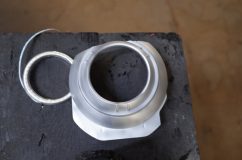 レヴォーグのD型ヘッドライト移植&加工~ メッキ部分は非常に弱いのでブラスト処理して剥がしてしまいます。