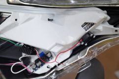 30前期ヴェルファイアのシーケンシャルウィンカー取り付けとアイラインデイライト化施工 アイラインは専用回路を作って冷却用ファンも後付けします。