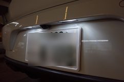 ポルシェ マカンのキャリパー塗装施工~ ついでにライセンスランプもLED化しました。