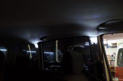 C25セレナの車内装飾加工~ ウォールライトはB&Cピラーに取り付けしました。