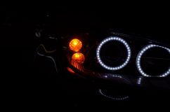 マツダ ロードスターのヘッドライト加工~ ウィンカーはプロジェクターを2眼で配置して、視認性も確保しました。
