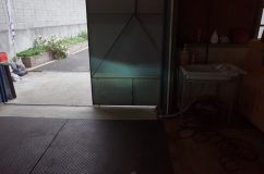 Z32のヘッドライトHID化&フォグ、スモールLED化 昔のプロジェクターなので配光は良いとは言えませんが、ハロゲンランプよりは明るいはずです。