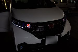 フリードのアンビエントライト打ち替え