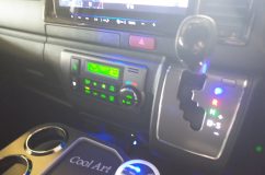  4型から5型までマイナーチェンジがされていますが、エアコンパネルは相変わらずグリーン。ちょっと明るくはなっているみたいですね。 