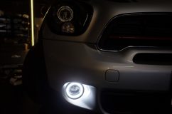 R60 ミニクロスオーバーの後付フォグランプ他LEDアイテム取り付け きれいな正円のフォグランプが完成しました。