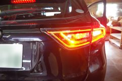 60前期ハリアーのテールランプシーケンシャル~ ブレーキは電球タイプのLEDを使っているので交換可能です。