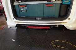 フリードのバックフォグ加工とウチガースイッチ増設 メンテナンスできるように固定は両面テープで行いました。