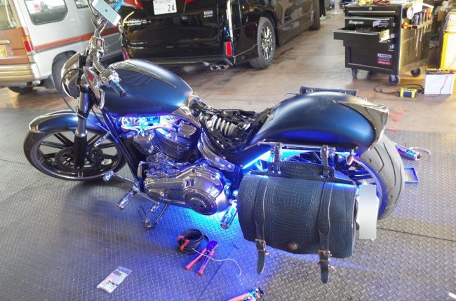 ハーレーダビッドソン – Harley-Davidson イルミネーション施工
