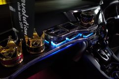 30アルファードのアンビエントライト施工 ギャルソンテーブルも明るさがいまいちだったので、LED交換も行いました。