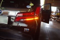 30後期アルファードのデイライト強発光&フロント・リアシーケンシャルウィンカー テールもノーマルよりも明るくなります。